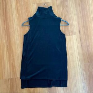 Banana Republic black turtle neck sleeveless top with side slits